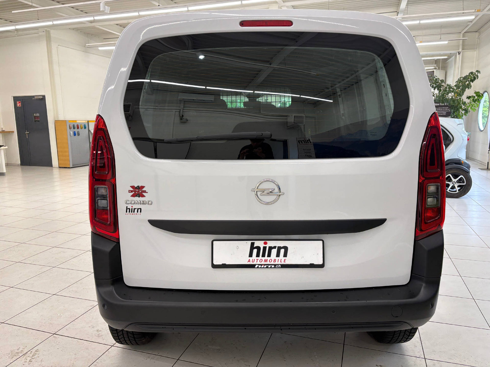 OPEL Combo Cargo 2.4 t 1.5 D S/S, Diesel, Véhicule neuf pré-immatriculé, Manuelle - 6