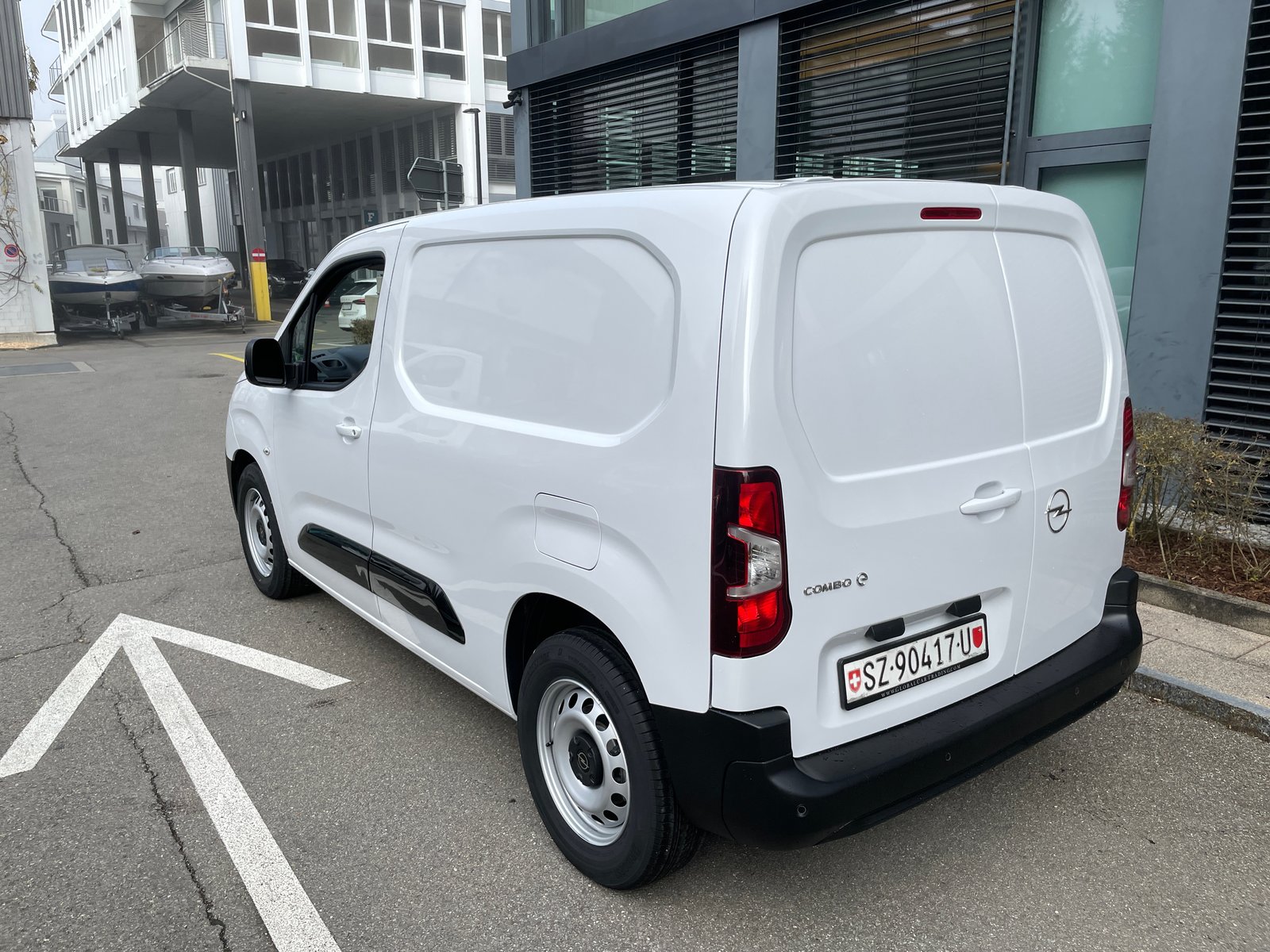 OPEL Combo-e 50 kWh Cargo, Electric, New car, Automatic - 3