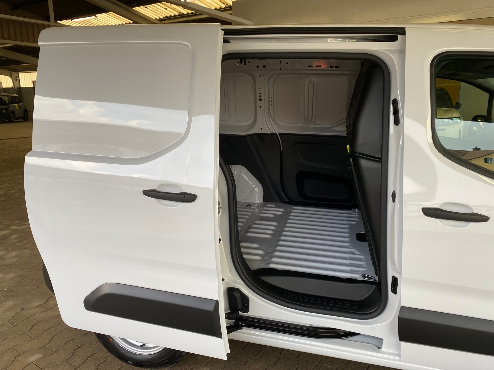 OPEL Combo Cargo 1.5 start/stop Energize Your Business, Diesel, Auto nuove, Manuale - 4