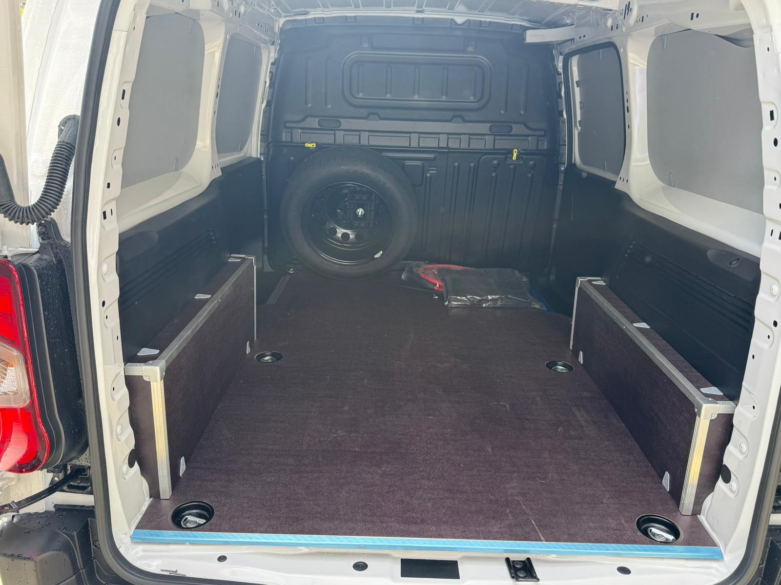 OPEL Combo-e Cargo 2.4 t XL Electric 4x4, Elettrica, Auto nuove, Automatico - 6
