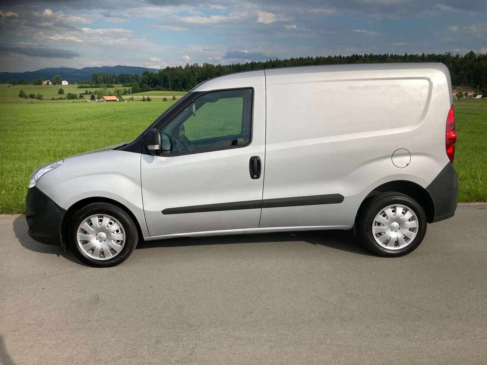 OPEL Combo 1.6 CDTI 2.4 L1H1 **Anhängerkupplung**Nutzlast 855 KG*, Diesel, Occasion / Gebraucht, Handschaltung - 5