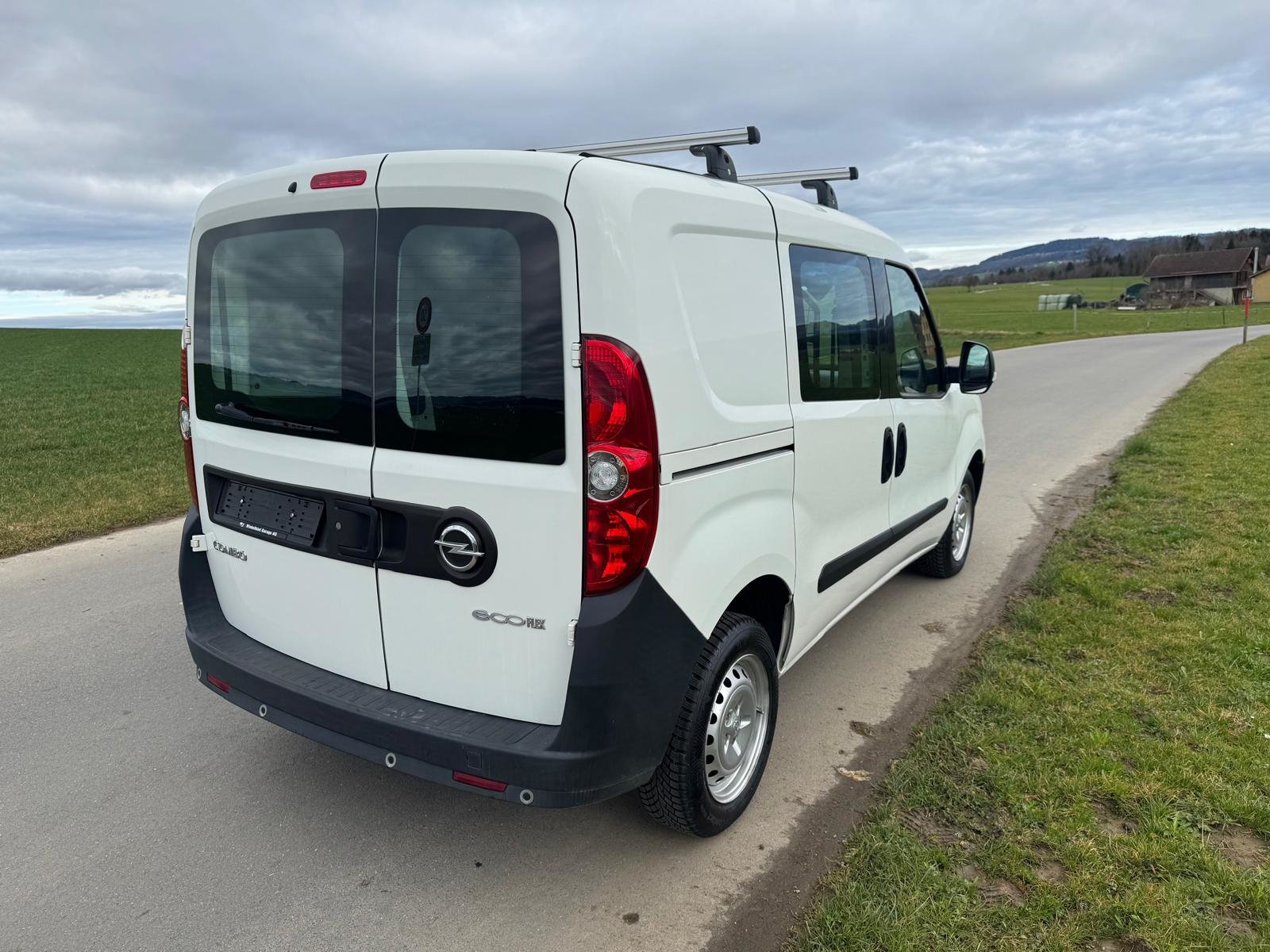 OPEL Combo 1.3 CDTI 2.4 L1H1, Diesel, Second hand / Used, Manual - 4