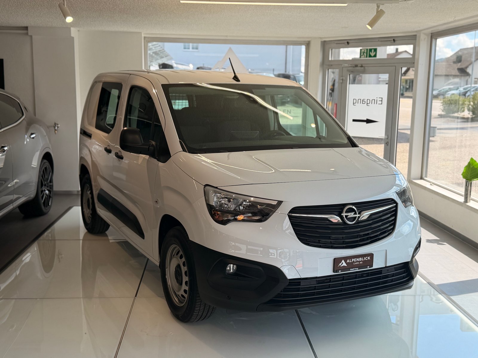 OPEL Combo-e Cargo Blitz, Elektro, Occasion / Gebraucht, Automatik - 2