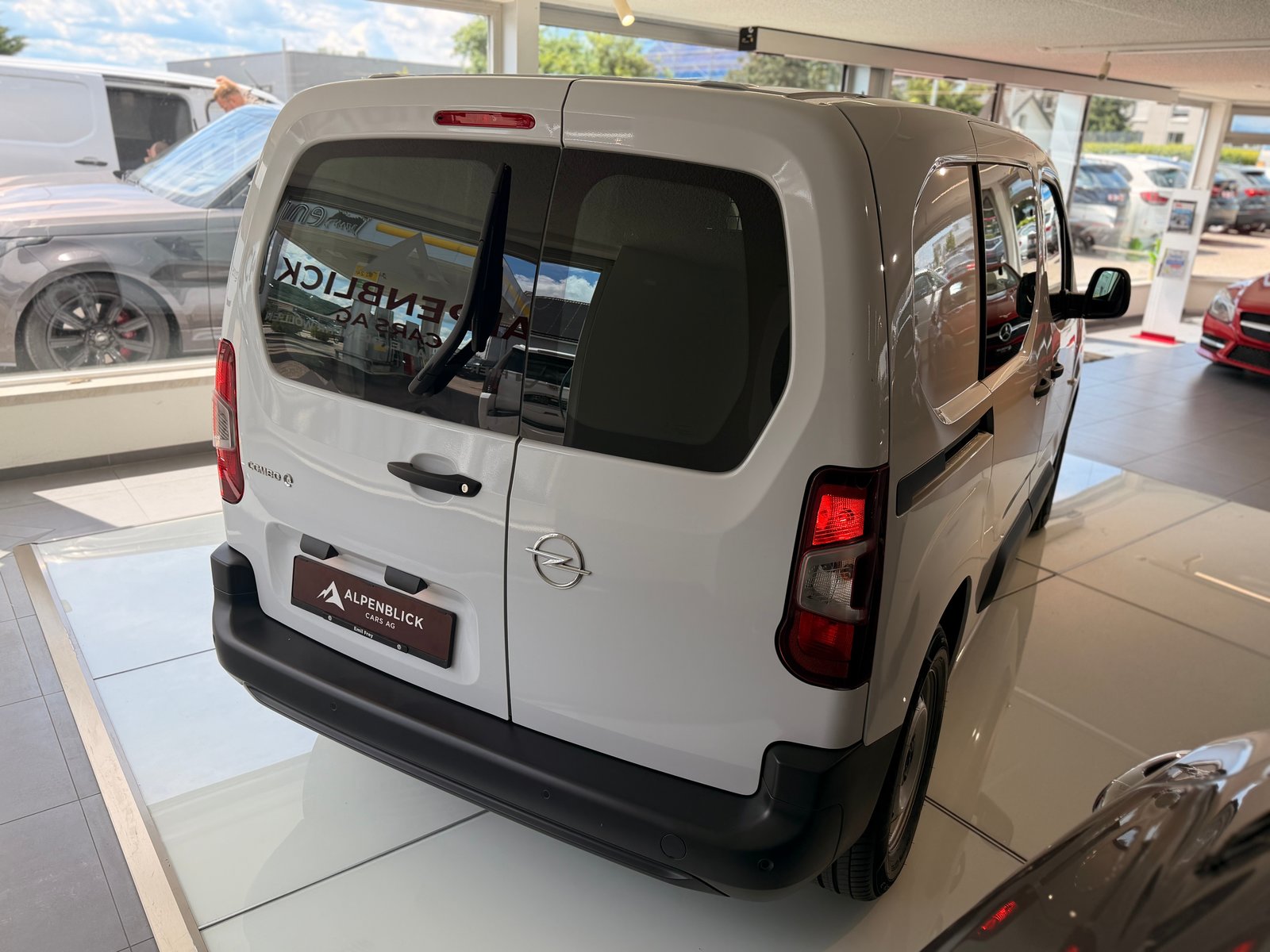 OPEL Combo-e Cargo Blitz, Elektro, Occasion / Gebraucht, Automatik - 5