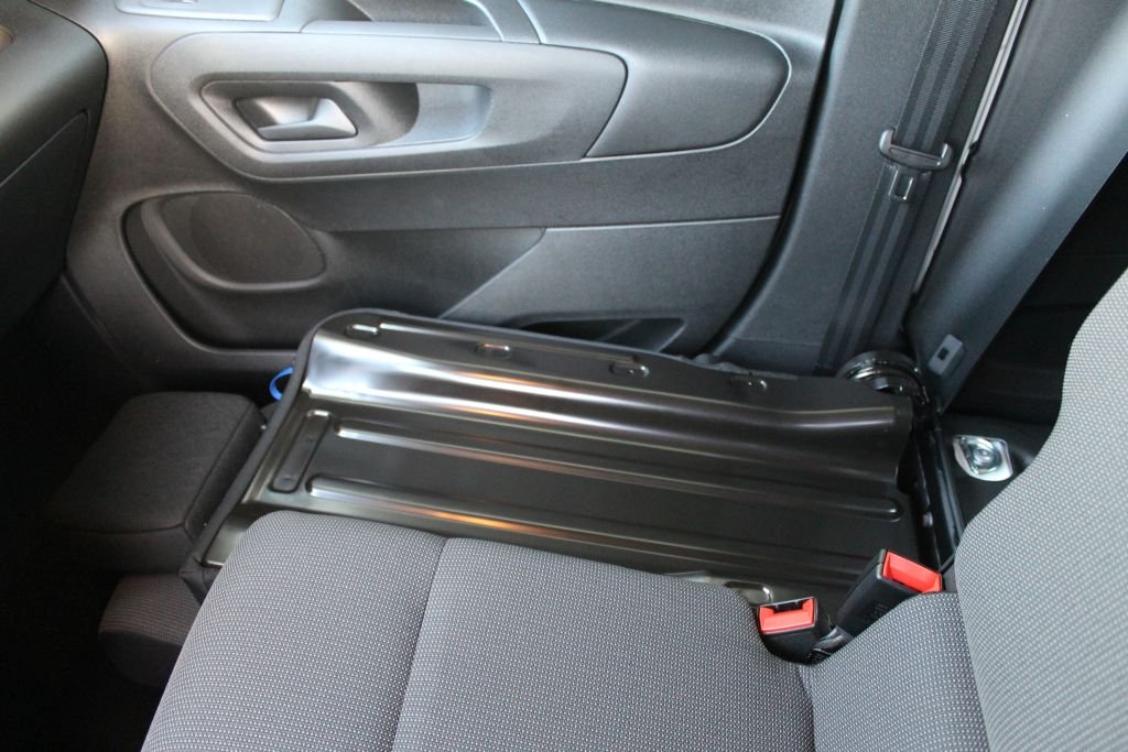 OPEL Combo Cargo 2.0 t 1.2 Essentia, Essence, Occasion / Utilisé, Manuelle - 6