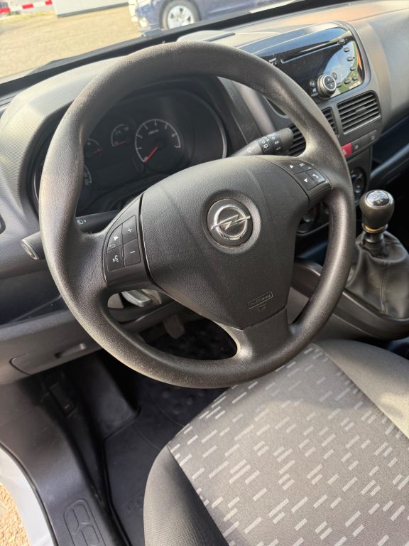 OPEL COMBO 1.4i, Essence, Occasion / Utilisé, Manuelle - 5