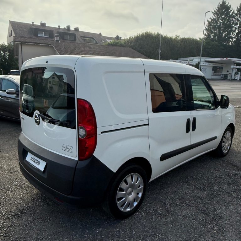 OPEL COMBO 1.4i, Essence, Occasion / Utilisé, Manuelle - 2
