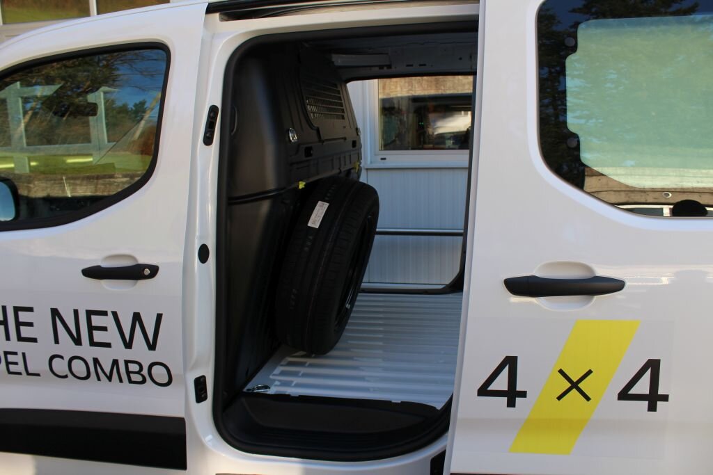 OPEL Combo-e Cargo 2.4 t XL Electri, Électrique, Voiture de démonstration, Automatique - 5
