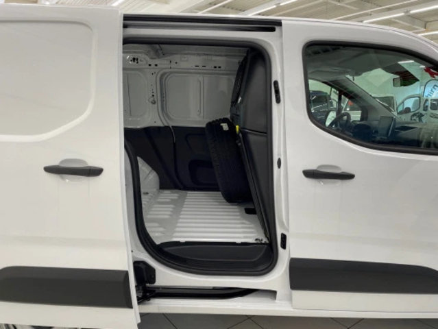 OPEL Combo Cargo 2.4 t 1.5 D S/S, Diesel, Vorführwagen, Handschaltung - 7