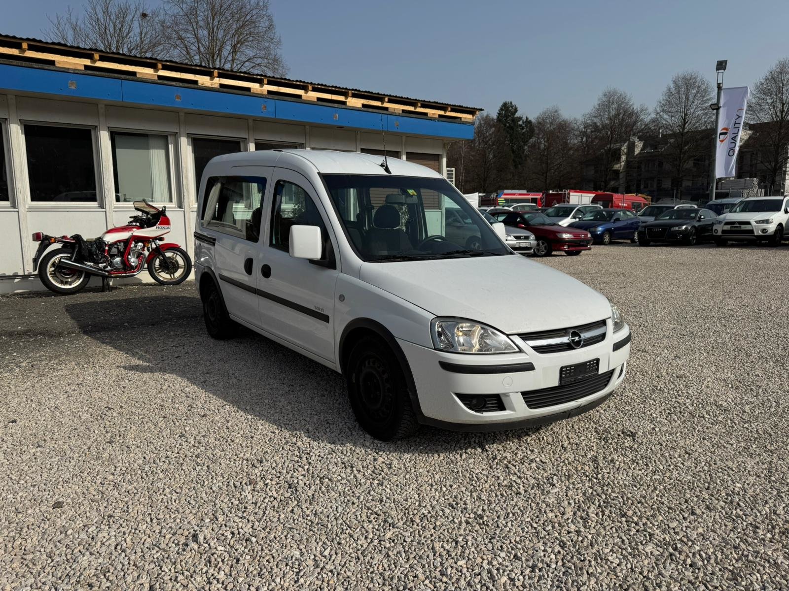 OPEL Combo 1.6 CNG Enjoy, Occasion / Gebraucht, Handschaltung - 3