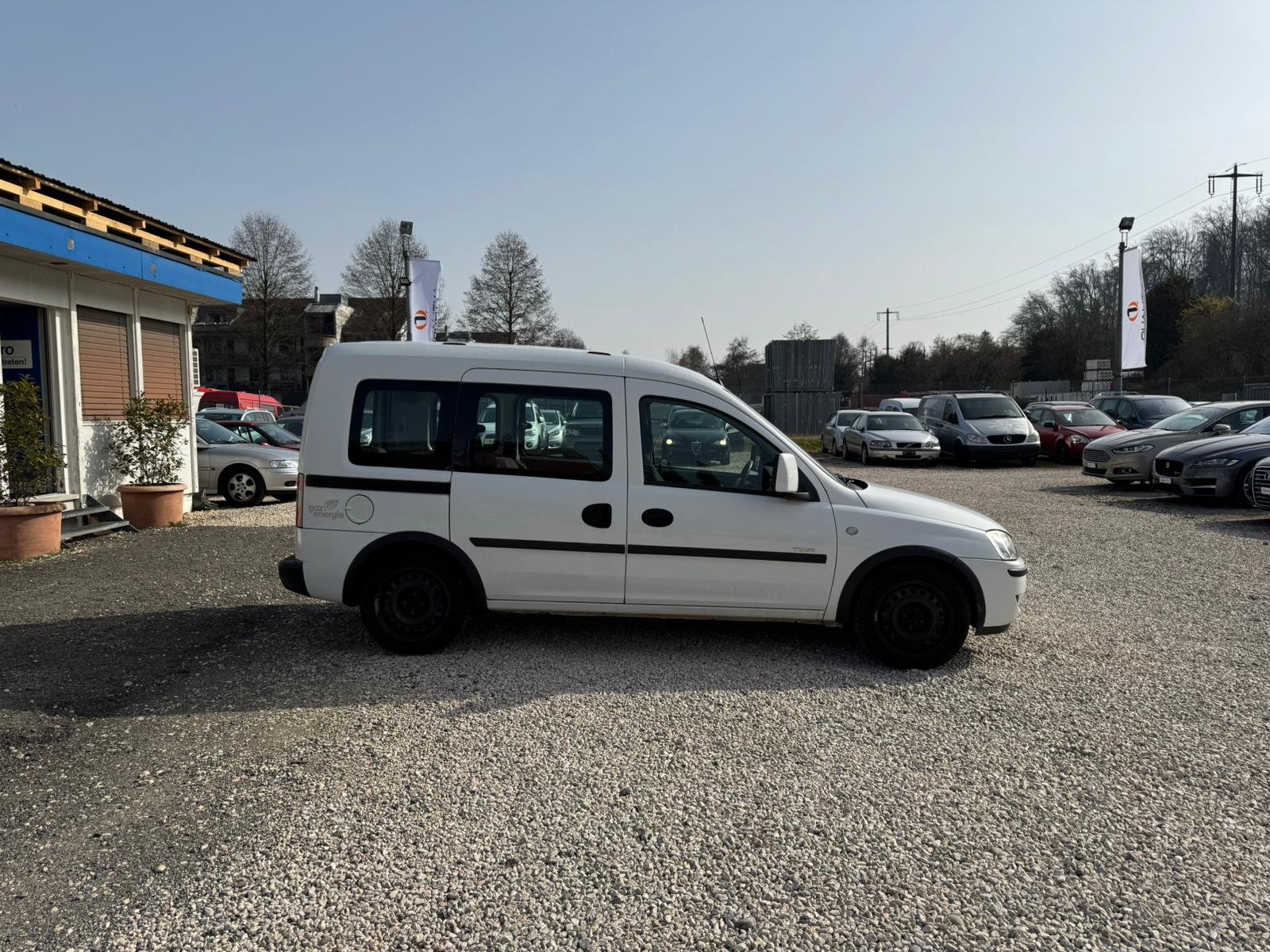 OPEL Combo 1.6 CNG Enjoy, Occasion / Gebraucht, Handschaltung - 4