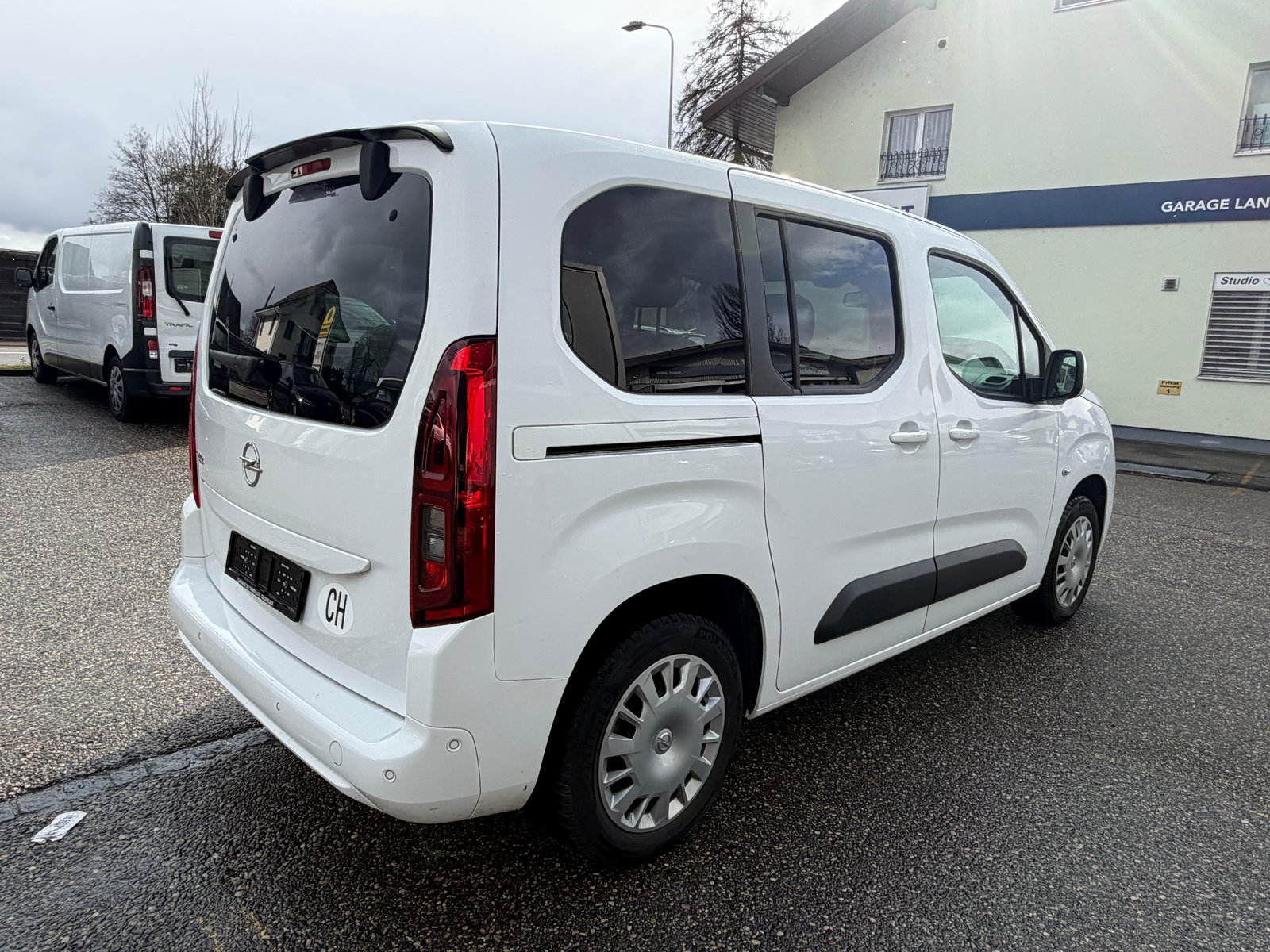 OPEL Combo Life 1.2 Essentia Automat, Essence, Occasion / Utilisé, Automatique - 5