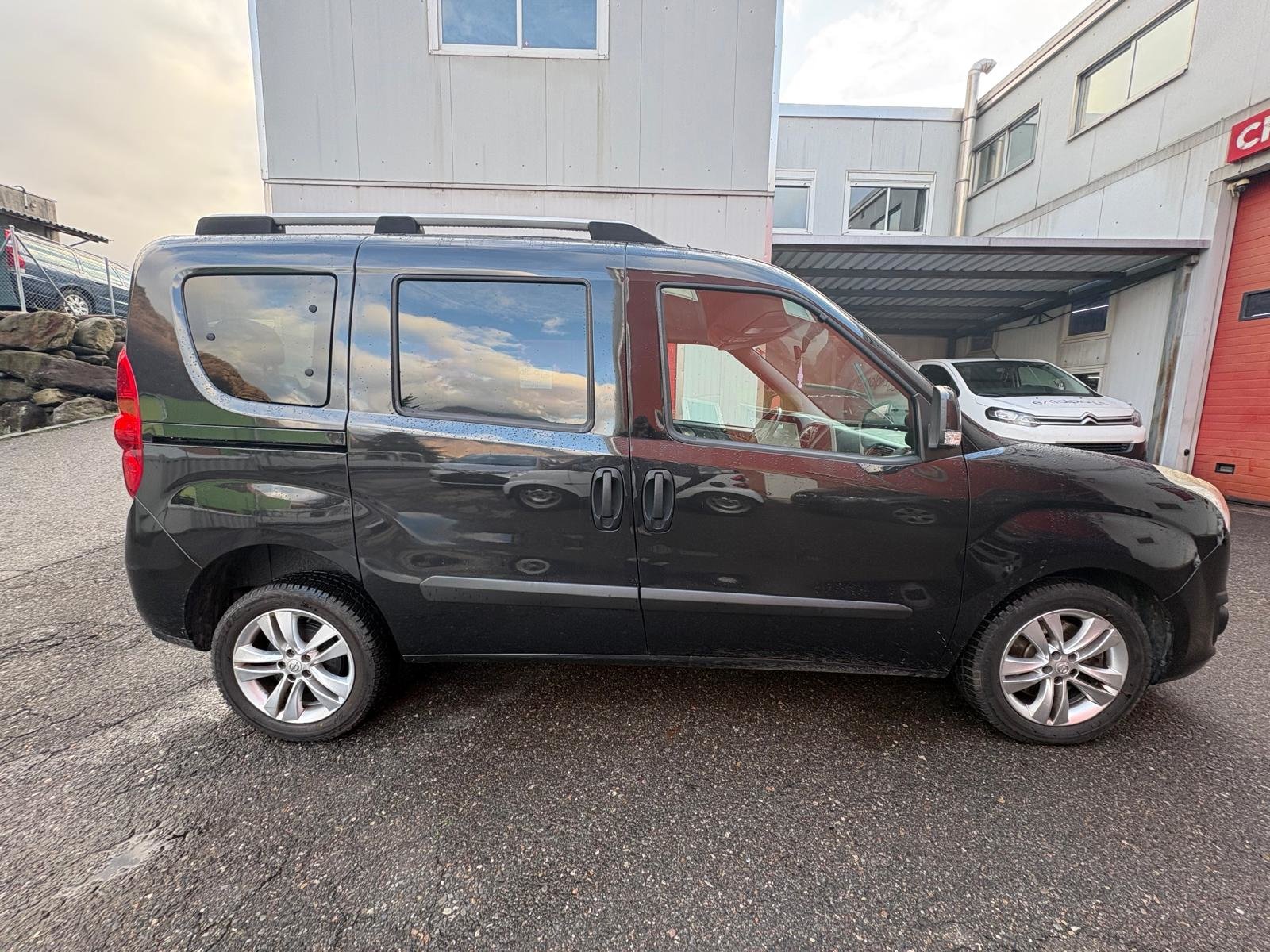 OPEL Combo 1.4 Turbo 7 POSTI, Essence, Occasion / Utilisé, Manuelle - 4