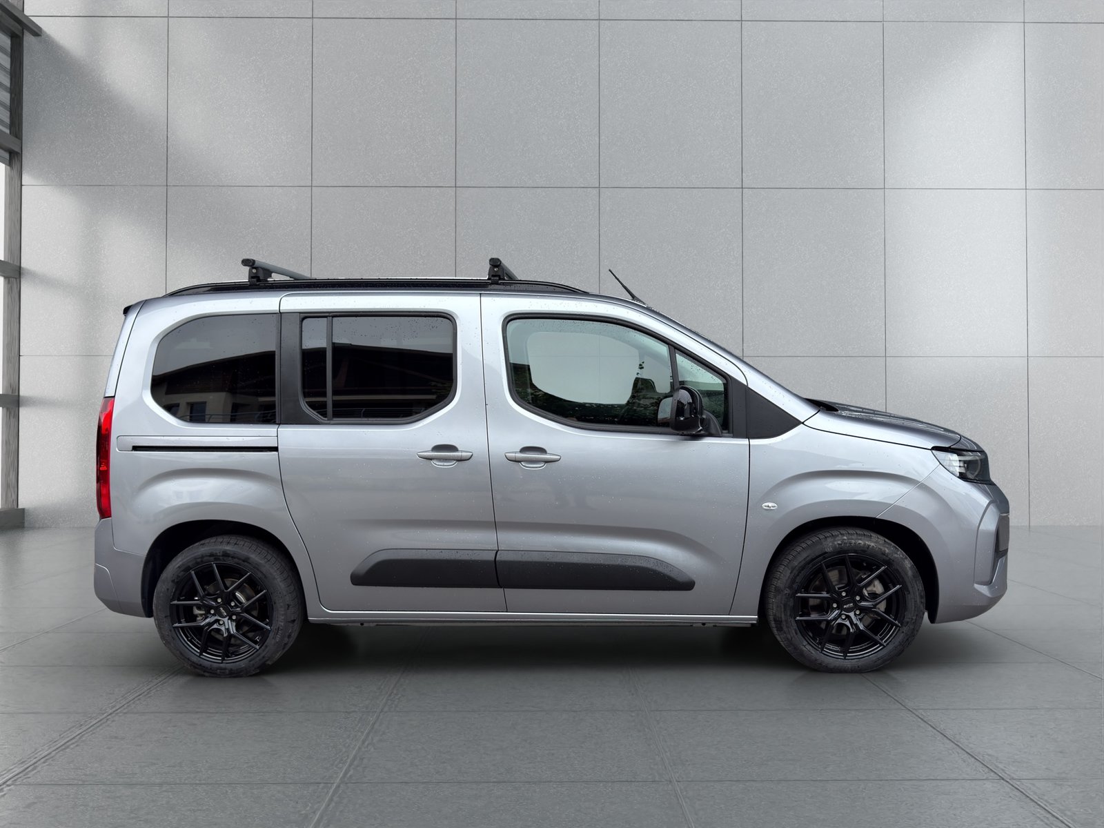 OPEL Combo 1.2, Petrol, Second hand / Used, Manual - 6