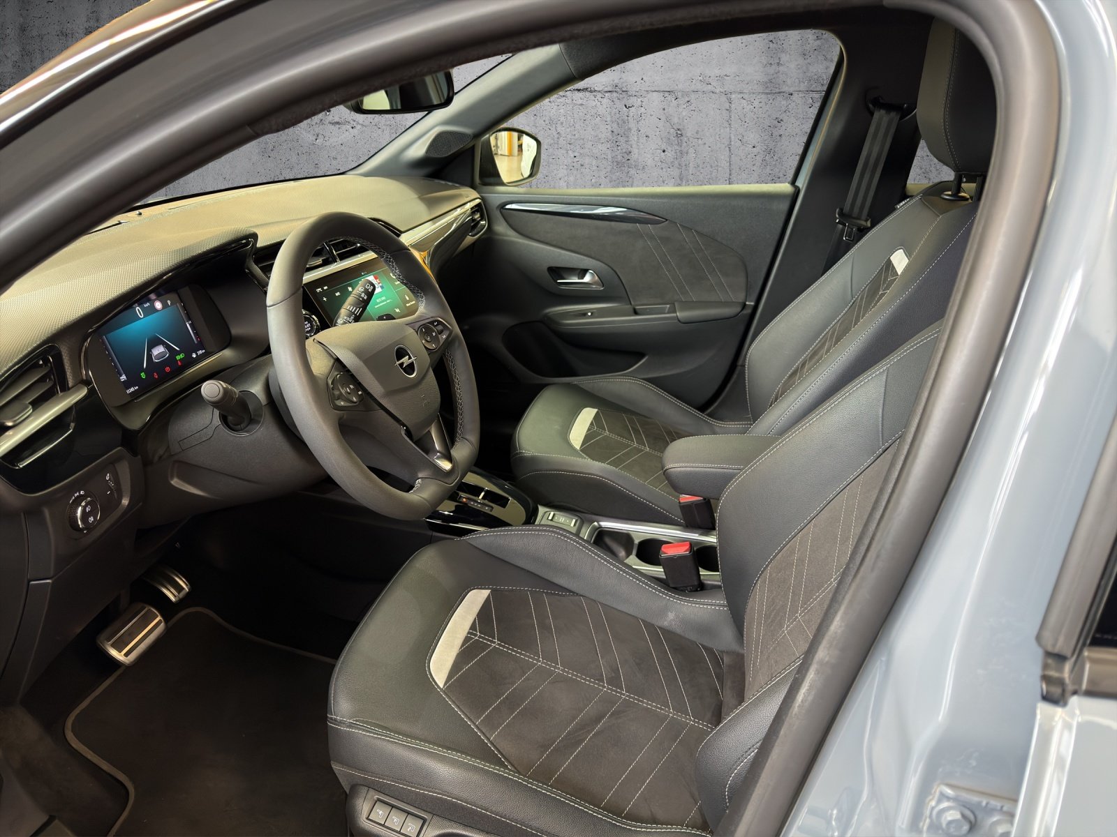 OPEL Corsa 1.2 TP Ultimate A ***130 PS***, Benzin, Occasion / Gebraucht, Automat - 2