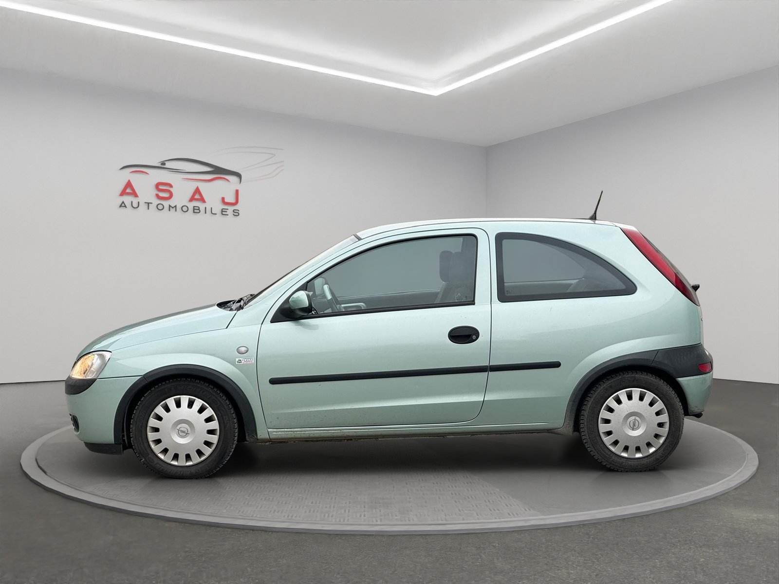 OPEL Corsa 1.2 16V Club, Benzin, Occasion / Gebraucht, Handschaltung - 4