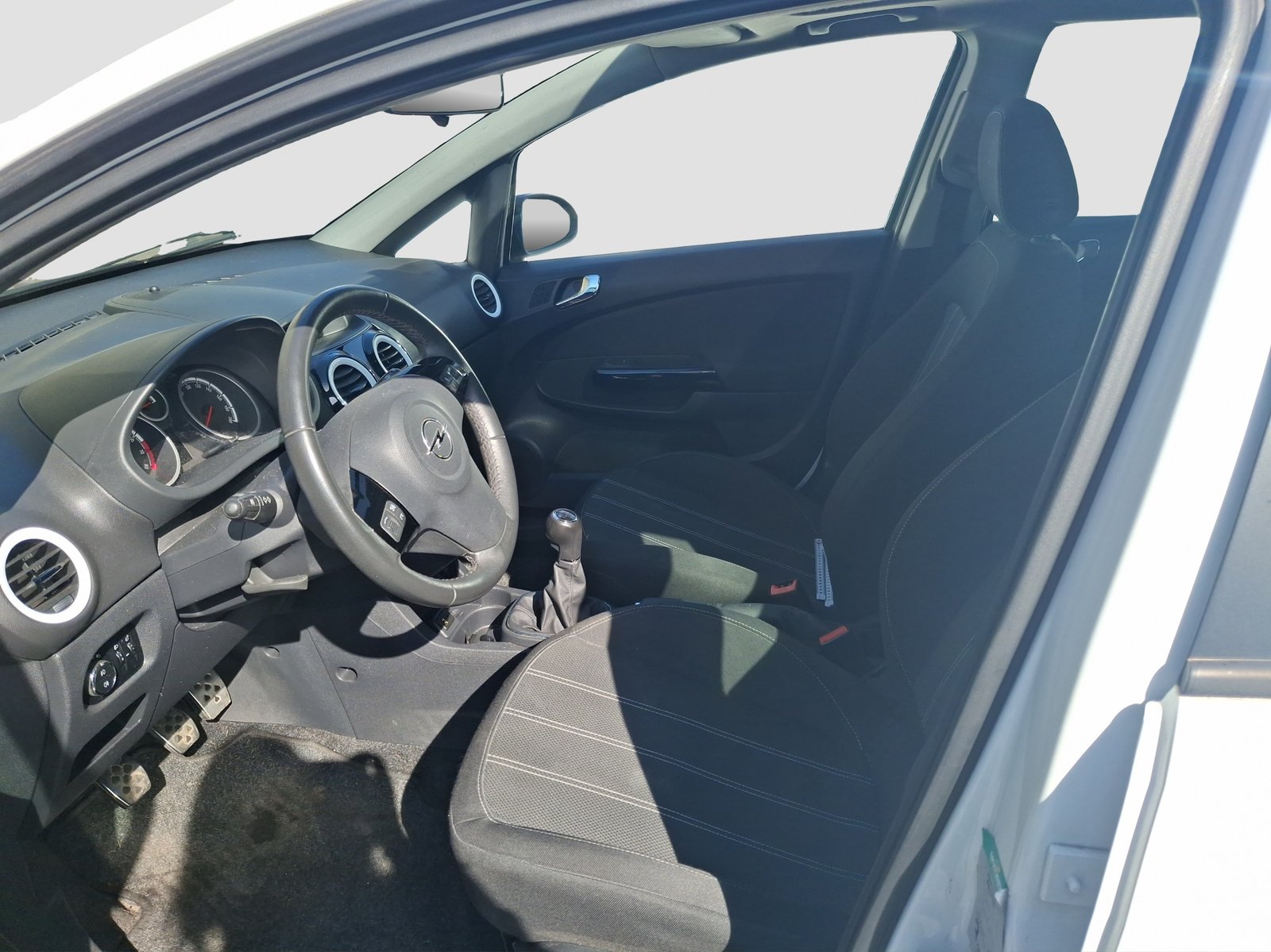 OPEL Corsa 1.4 Turbo Active Edition, Essence, Occasion / Utilisé, Manuelle - 7
