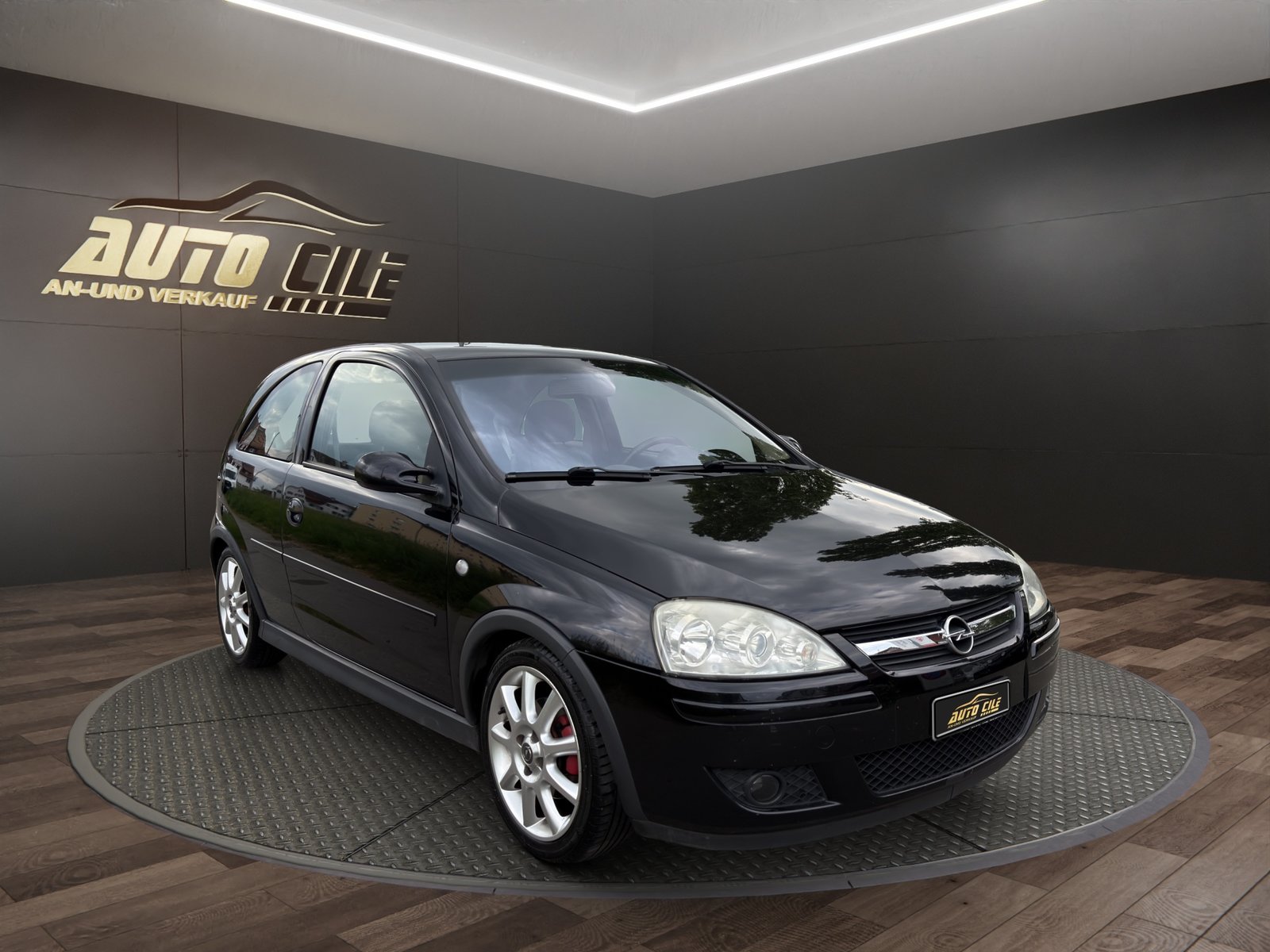 OPEL Corsa 1.8 16V GSi, Petrol, Second hand / Used, Manual - 3