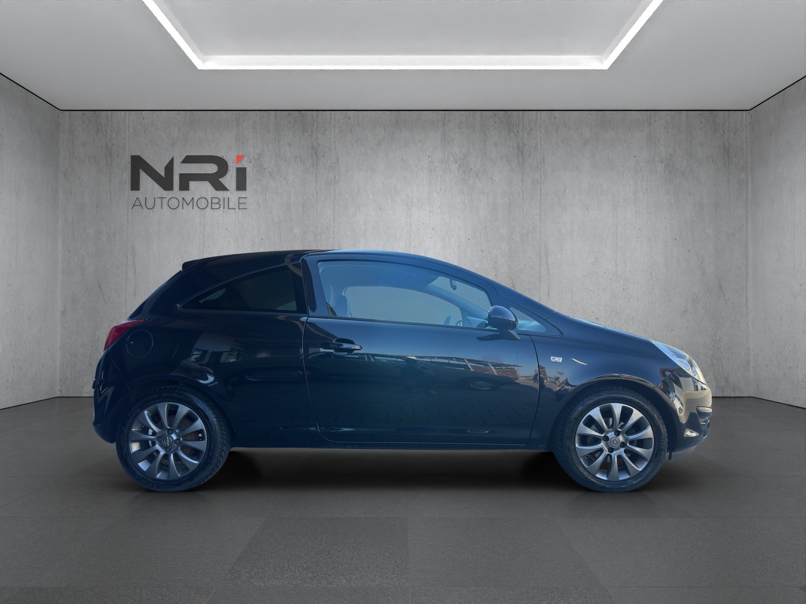 OPEL Corsa 1.4i 16V TP Enjoy, Petrol, Second hand / Used, Manual - 4