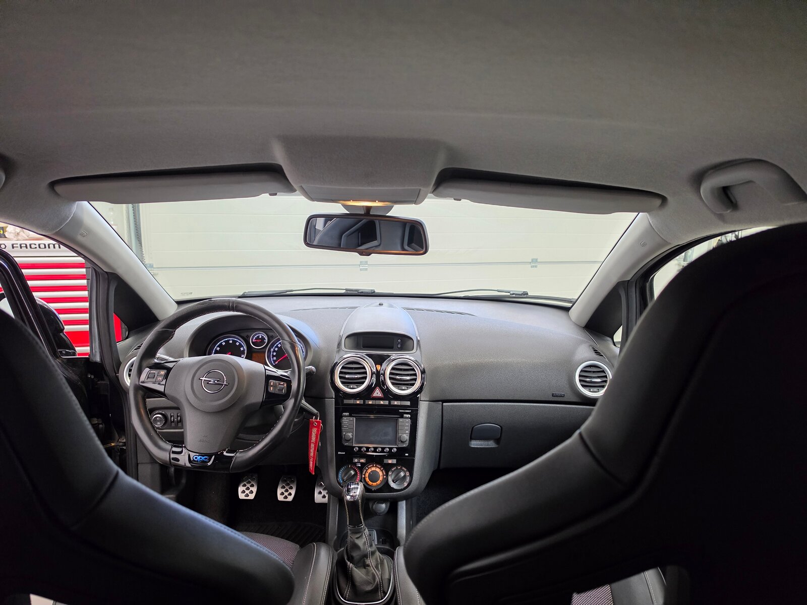 OPEL Corsa 1.6 Turbo OPC Nürburgring Edition, Essence, Occasion / Utilisé, Manuelle - 7