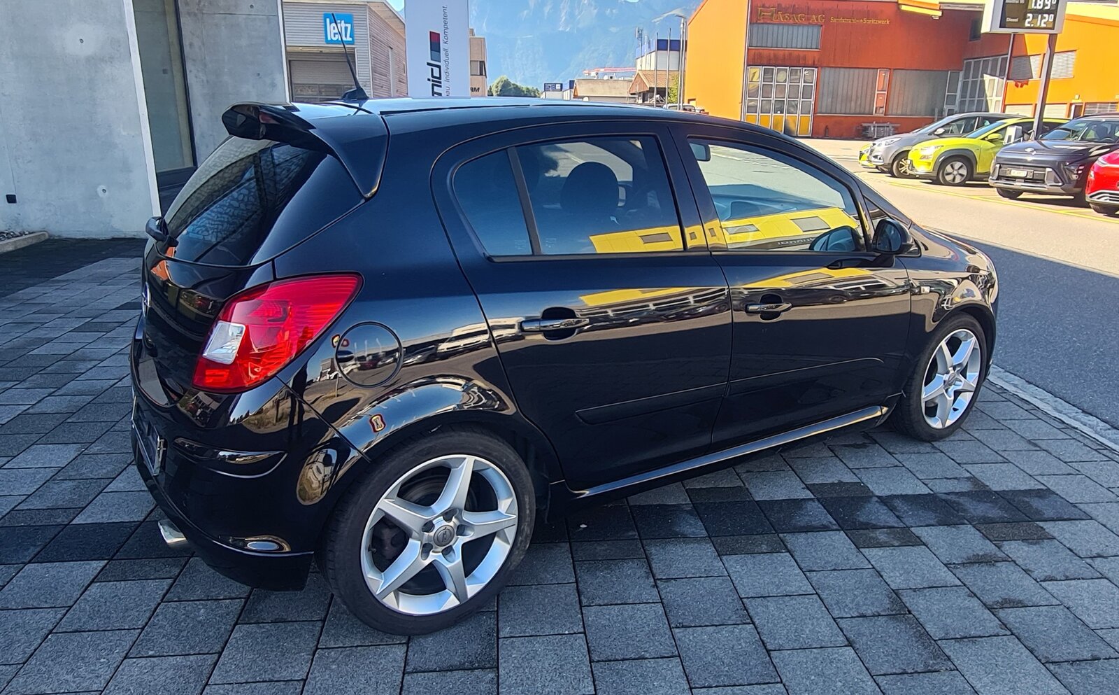 OPEL Corsa 1.6 Turbo GSi, Petrol, Second hand / Used, Manual - 4