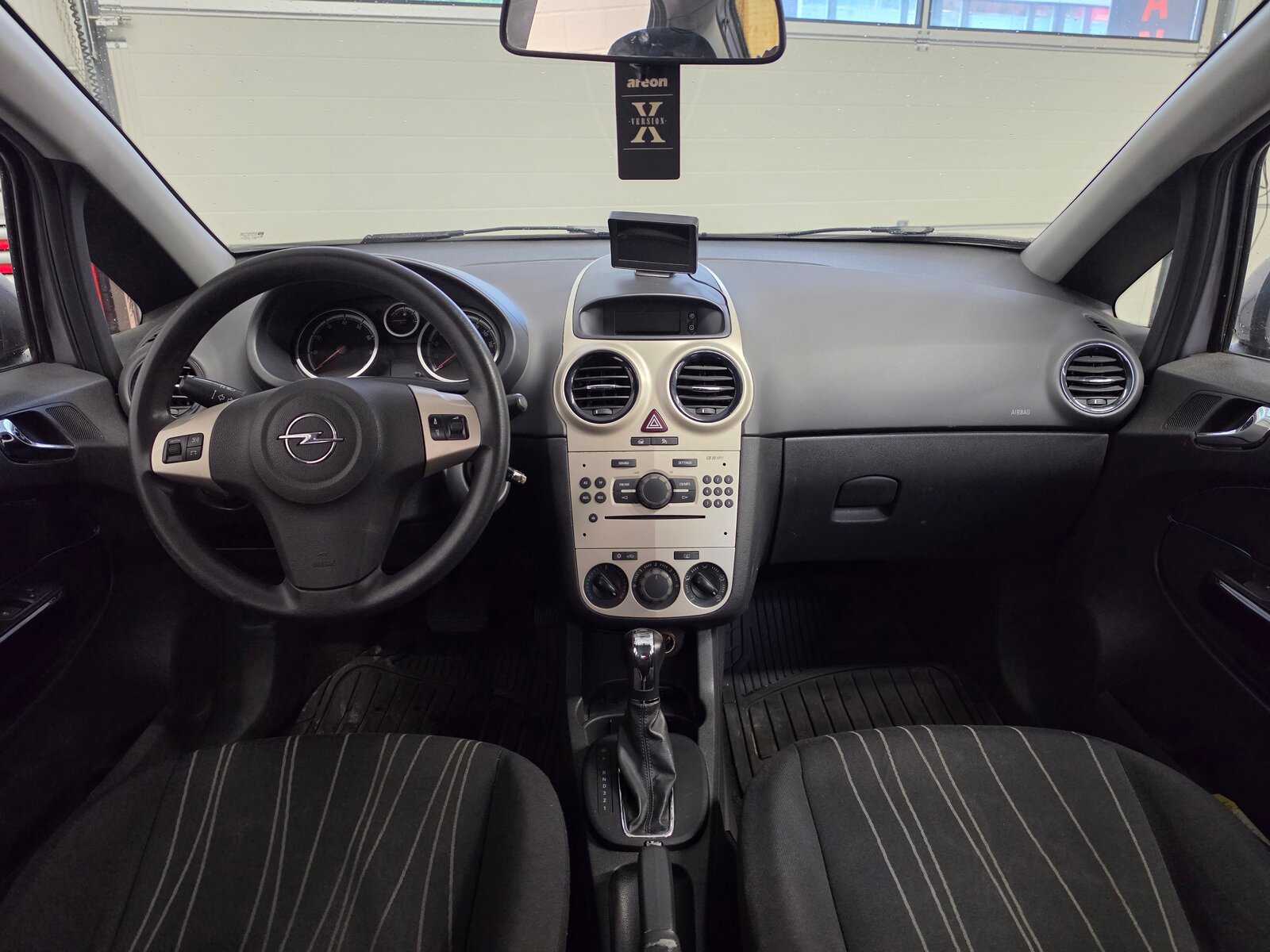 OPEL Corsa 1.4 TP Sport AUTOMATIK OPC LINE, Essence, Occasion, Automatique - 6
