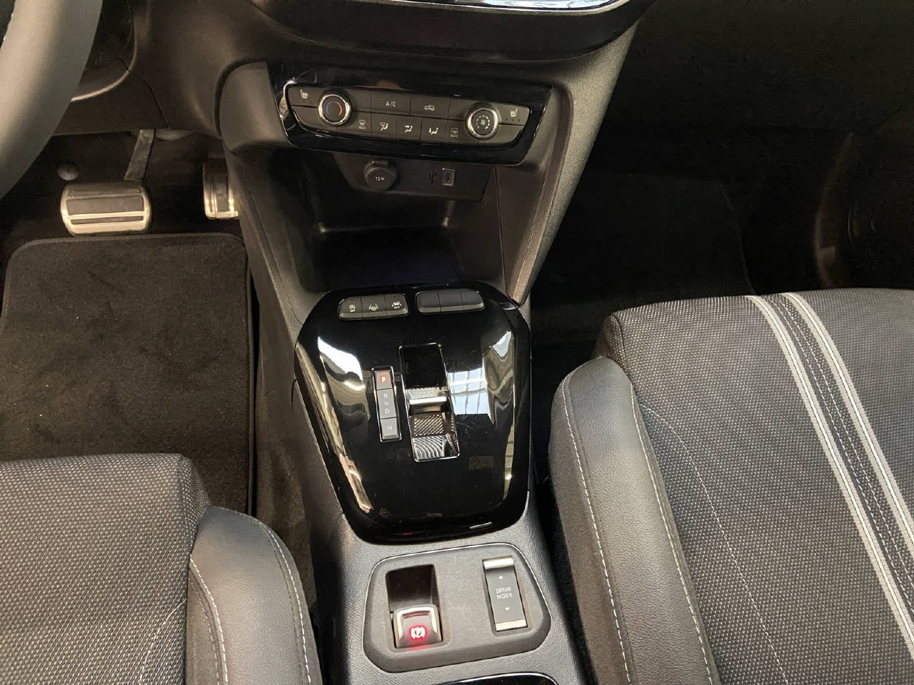 OPEL Corsa 1.2 T GS, Petrol, New car, Automatic - 7