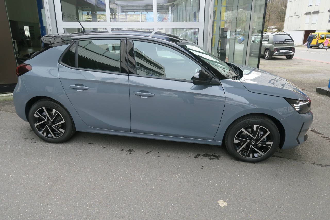 OPEL Corsa 1.2 T Hybrid Viva, Mild-Hybrid Petrol/Electric, New car, Automatic - 2