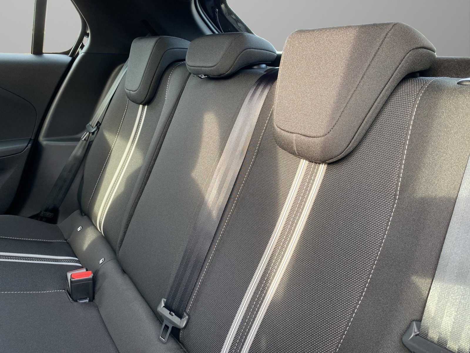 OPEL Corsa 1.2 T Hybrid Viva, Mild-Hybrid Benzin/Elektro, Neuwagen, Automatik - 7
