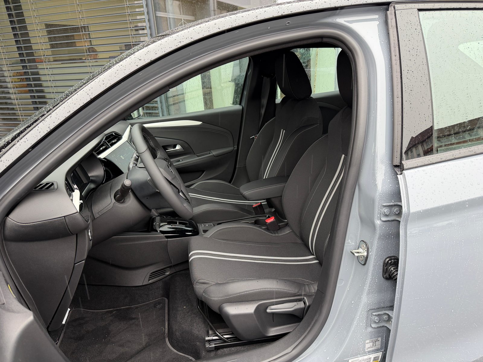 OPEL Corsa 1.2 T Hybrid Viva, Mild-Hybrid Benzin/Elektro, Neuwagen, Automatik - 3