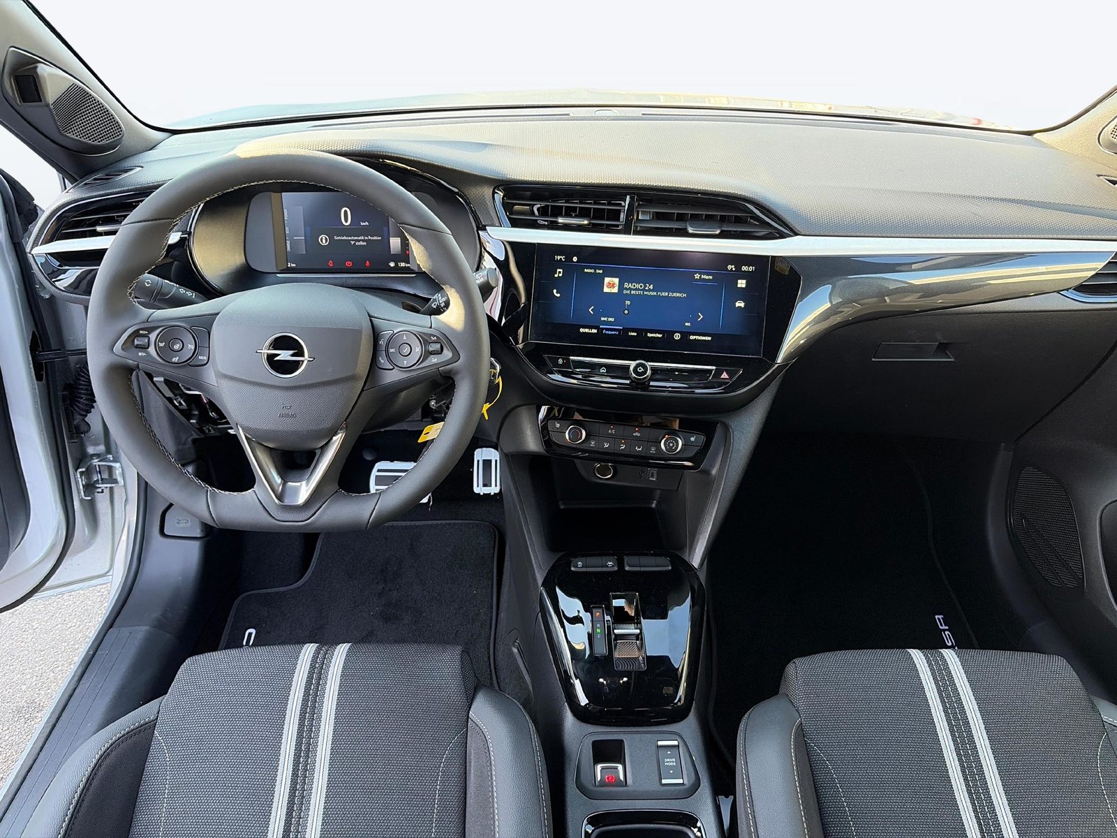 OPEL Corsa 1.2 T Hybrid Viva, Mild-Hybrid Benzin/Elektro, Neuwagen, Automatik - 5