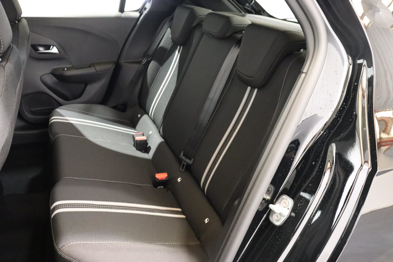 OPEL Corsa 1.2 T Hybrid Viva, Hybride Léger Essence/Électricité, Voiture nouvelle, Automatique - 5