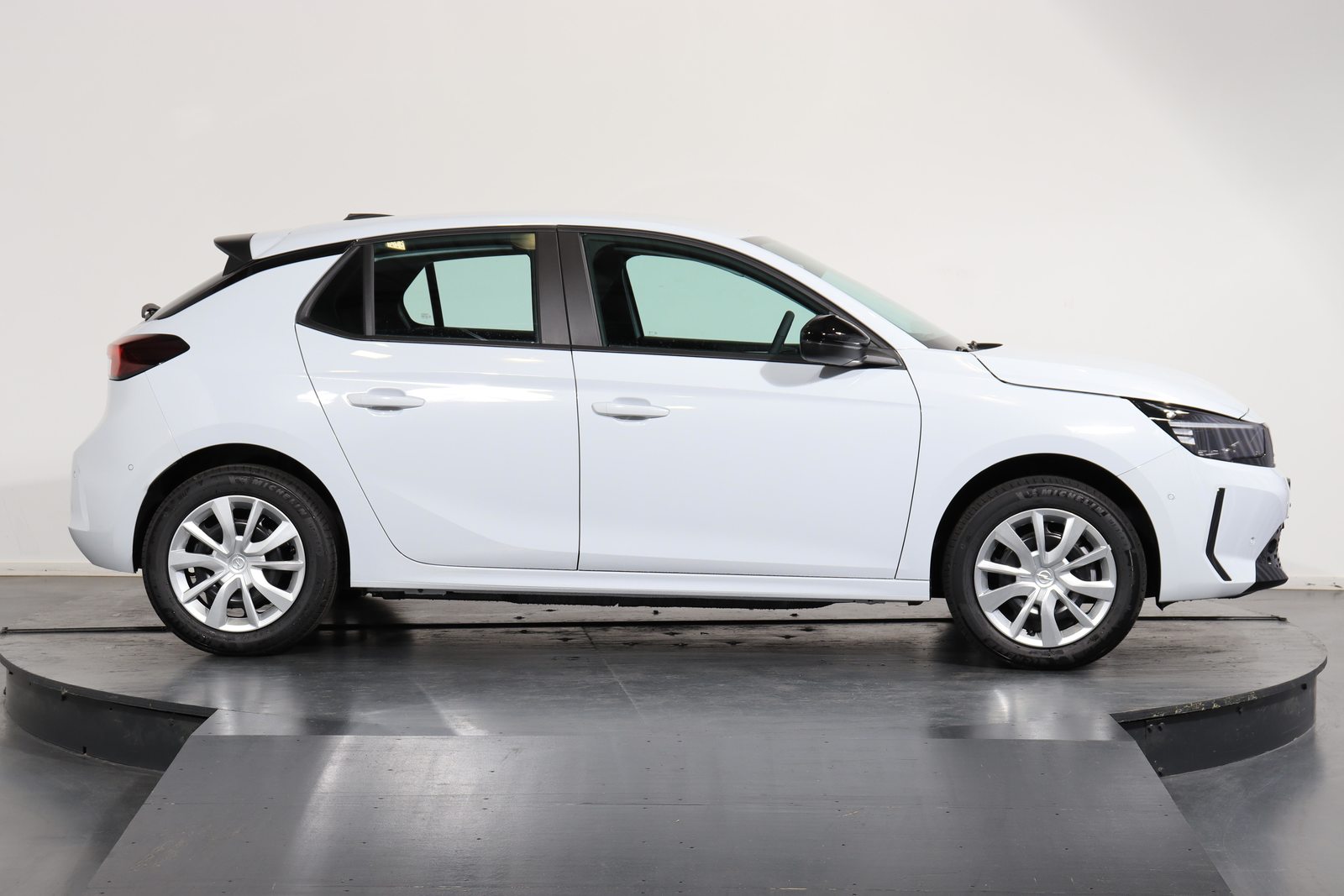 OPEL Corsa 1.2 T Hybrid Edition, Hybride Léger Essence/Électricité, Voiture nouvelle, Automatique - 2