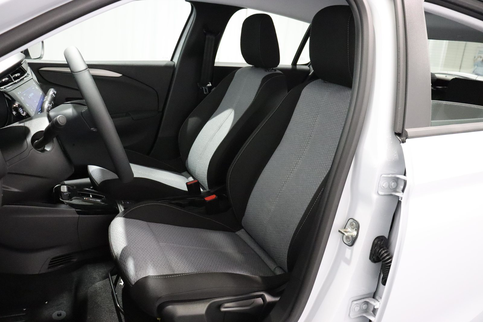 OPEL Corsa 1.2 T Hybrid Edition, Hybride Léger Essence/Électricité, Voiture nouvelle, Automatique - 4