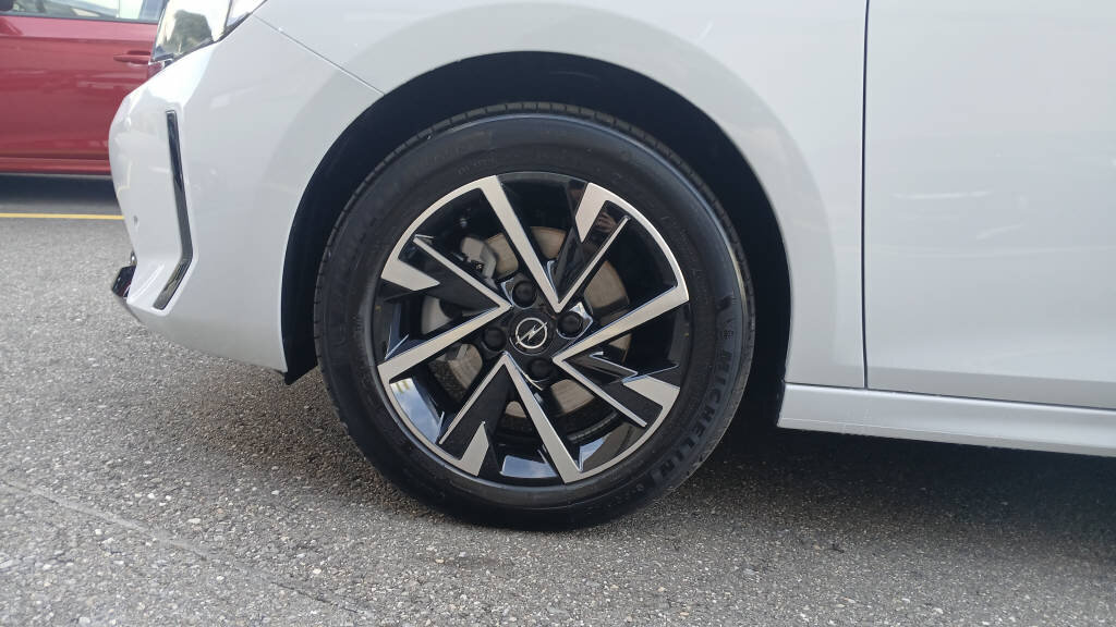 OPEL Corsa 1.2 T Hybrid Viva, Mild-Hybrid Benzin/Elektro, Neuwagen, Automatik - 5