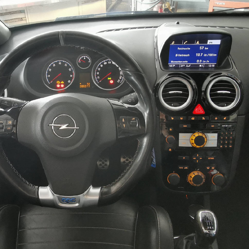 OPEL Corsa 1.6 T Delta Motor Spez. FZ!!, Essence, Occasion / Utilisé, Manuelle - 7