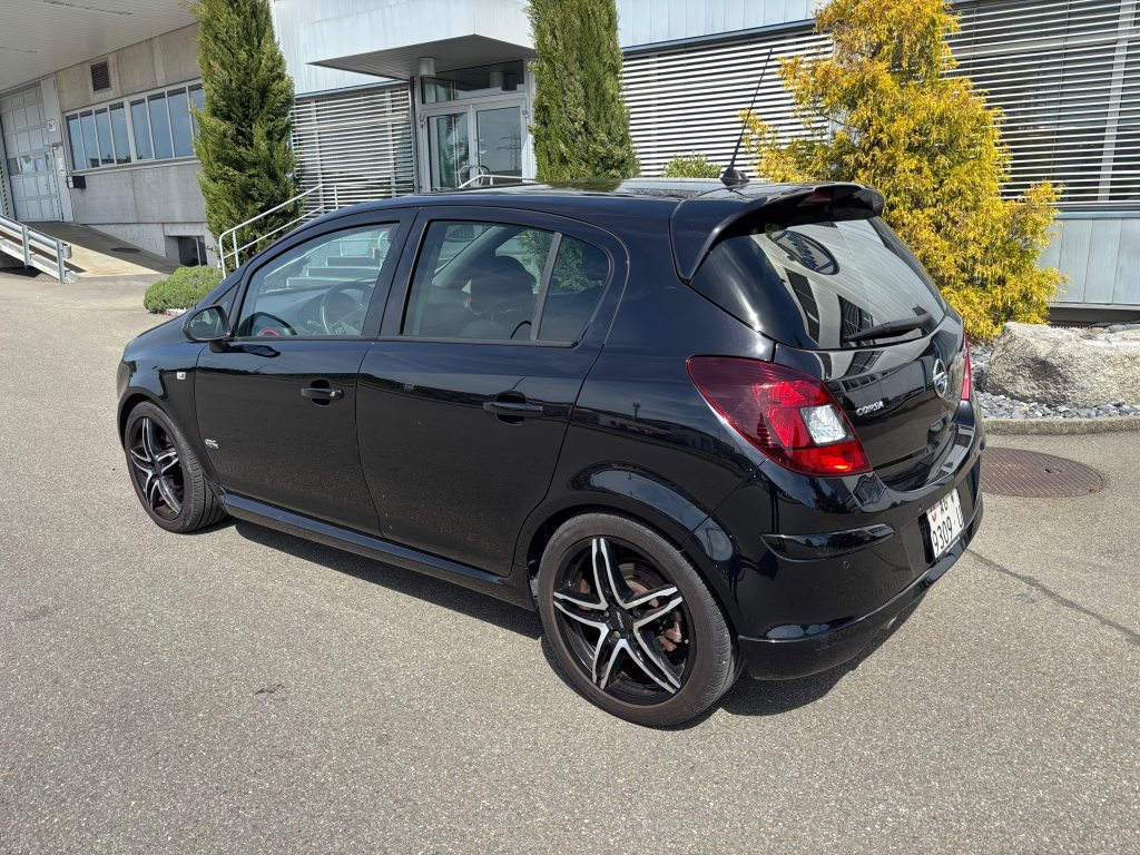 OPEL CORSA 1.6 T Sport, Petrol, Second hand / Used, Manual - 4