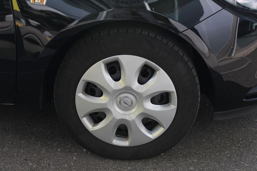 OPEL Corsa 1.4 eTEC Excite S/S, Essence, Occasion / Utilisé, Manuelle - 3