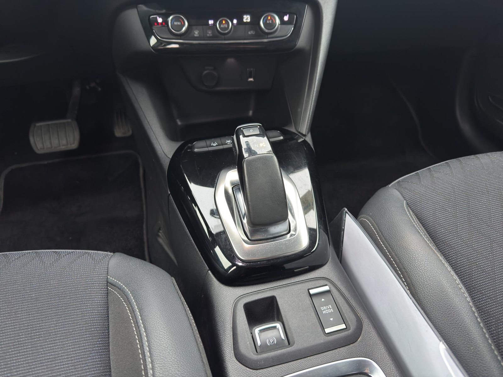 OPEL Corsa-e Elegance, Elettrica, Occasioni / Usate, Automatico - 7