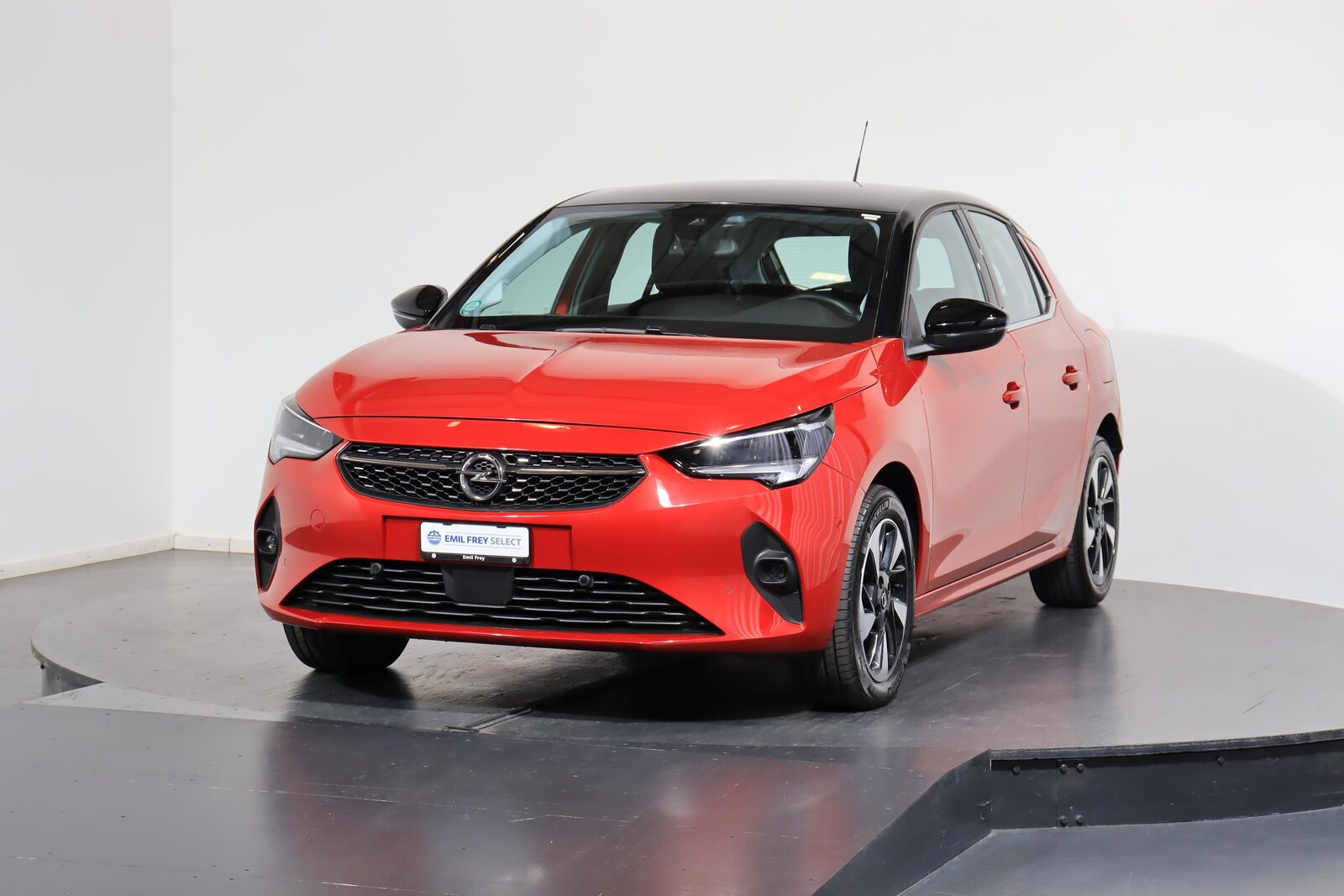 OPEL Corsa-e Elegance, Electric, Second hand / Used, Automatic - 3
