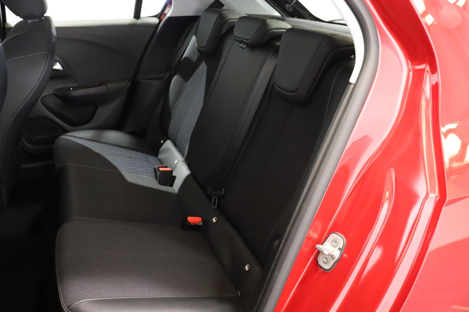 OPEL Corsa-e Elegance, Electric, Second hand / Used, Automatic - 7