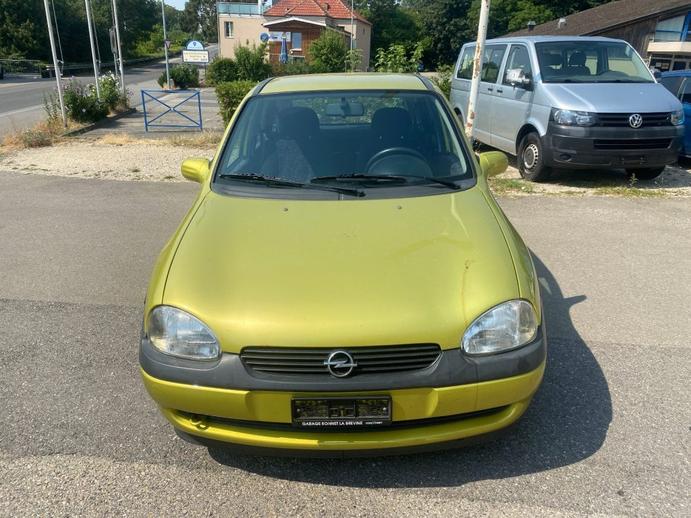OPEL CORSA 1.4i 16V Young, Petrol, Second hand / Used, Automatic