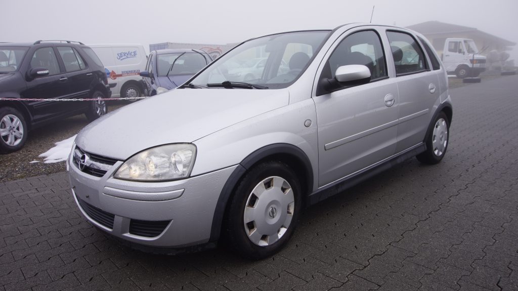 OPEL CORSA 1.2i 16V TP Enjoy