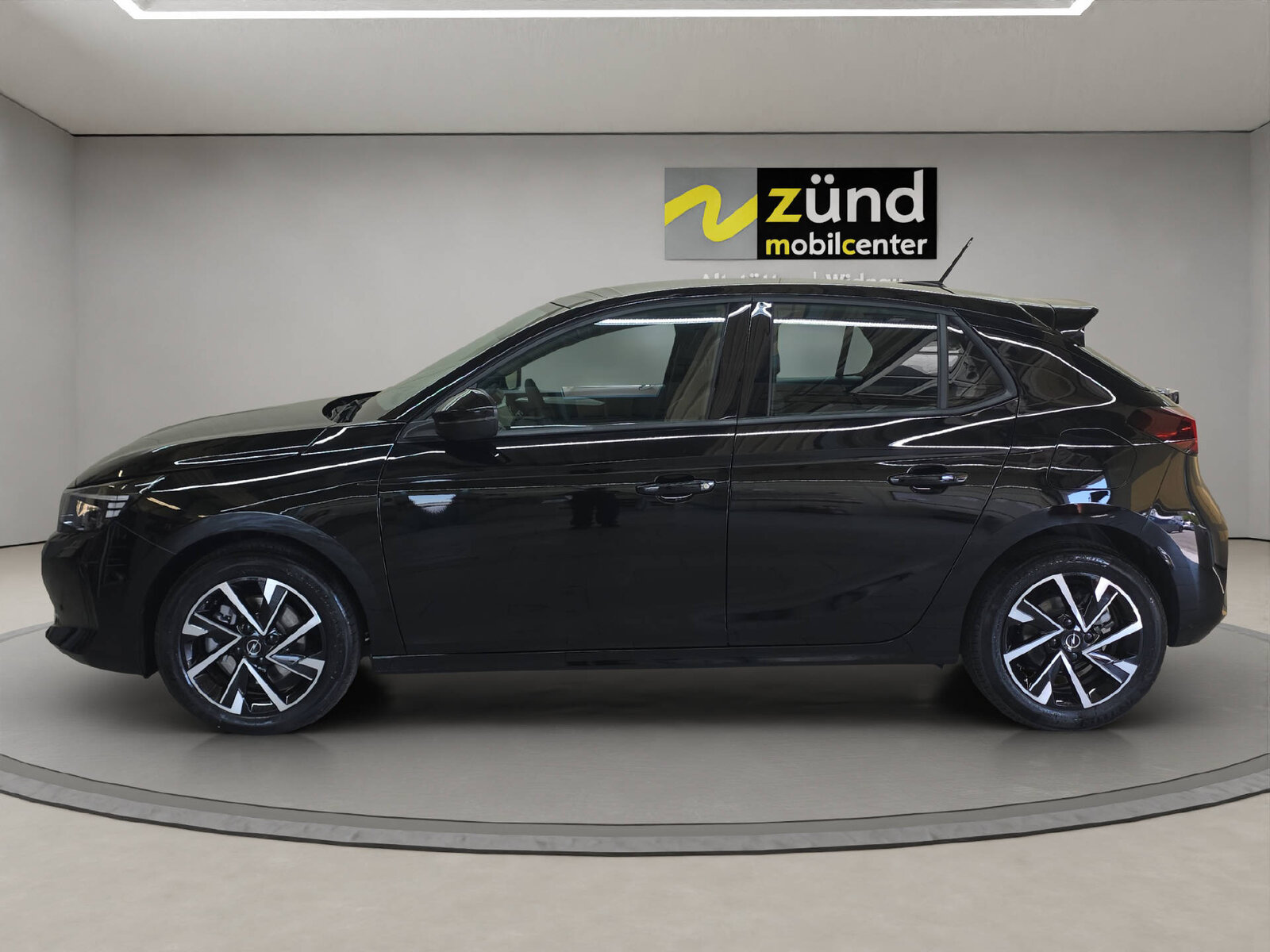 OPEL Corsa 1.2 T Hybrid Viva, Mild-Hybrid Petrol/Electric, Ex-demonstrator, Automatic - 2