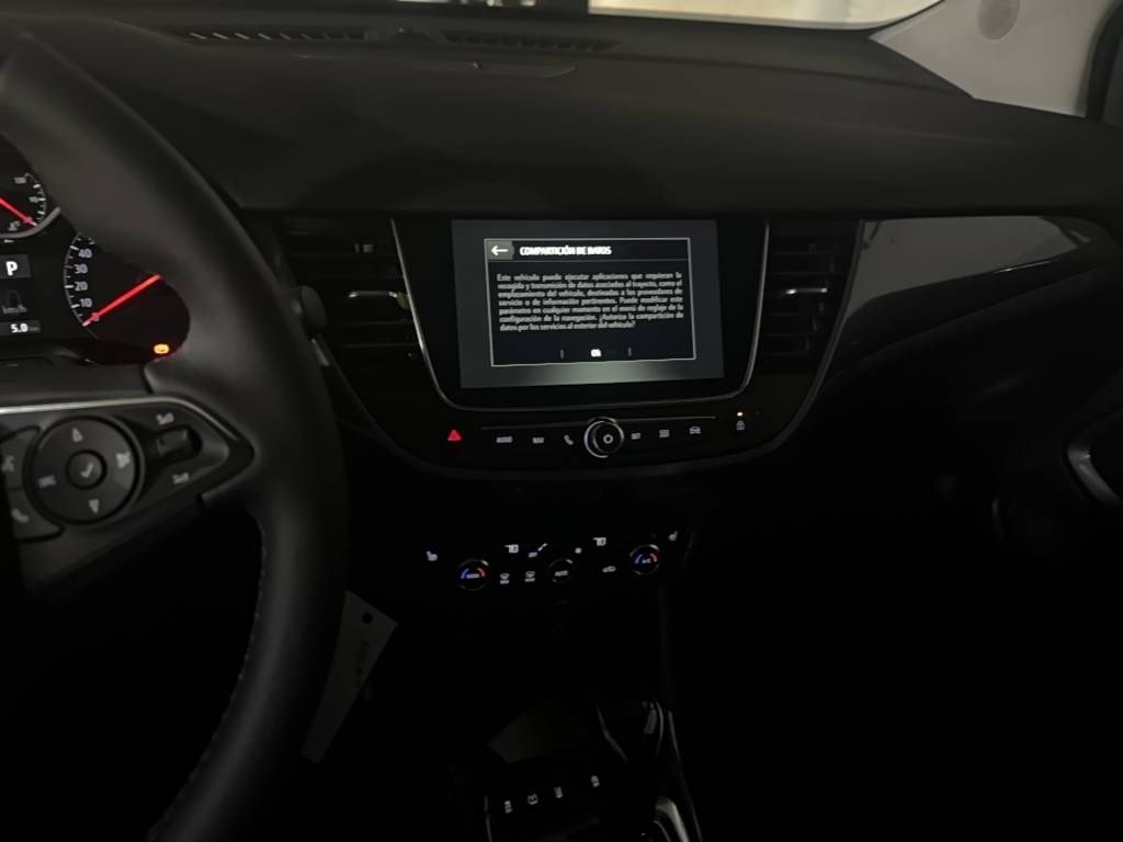 OPEL Crossland 1.2i Elegance Automat, Essence, Occasion / Utilisé, Automatique - 2