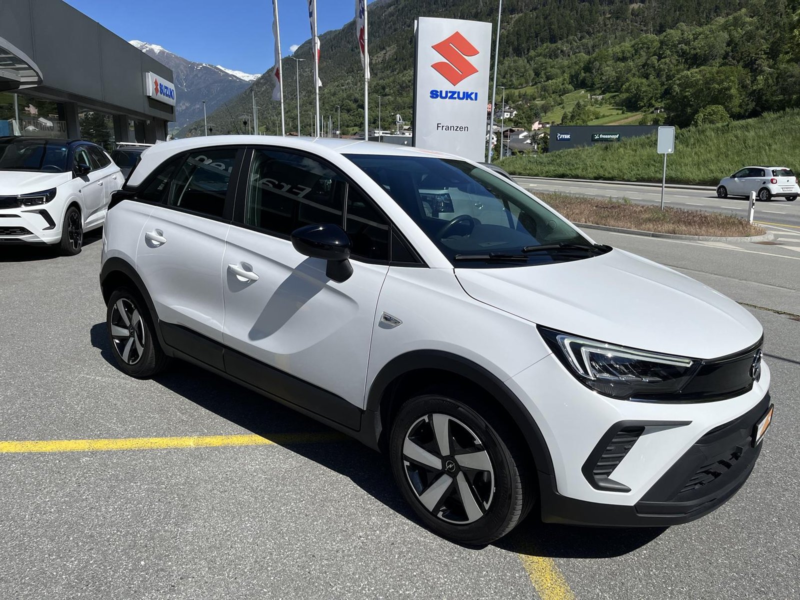 OPEL Crossland 1.2 T Edition, Petrol, Second hand / Used, Manual - 3