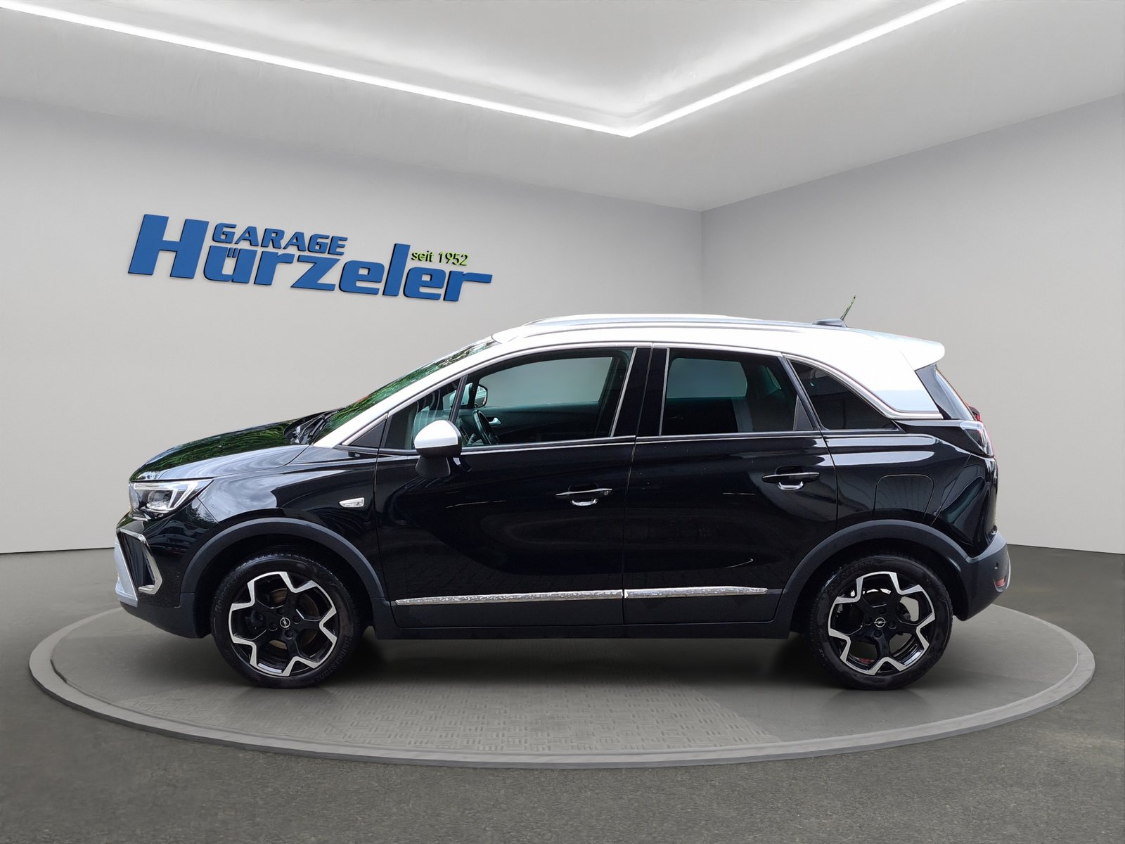OPEL Crossland Geländewagen 1.2 T 130 Ultimate, Petrol, Second hand / Used, Automatic - 3