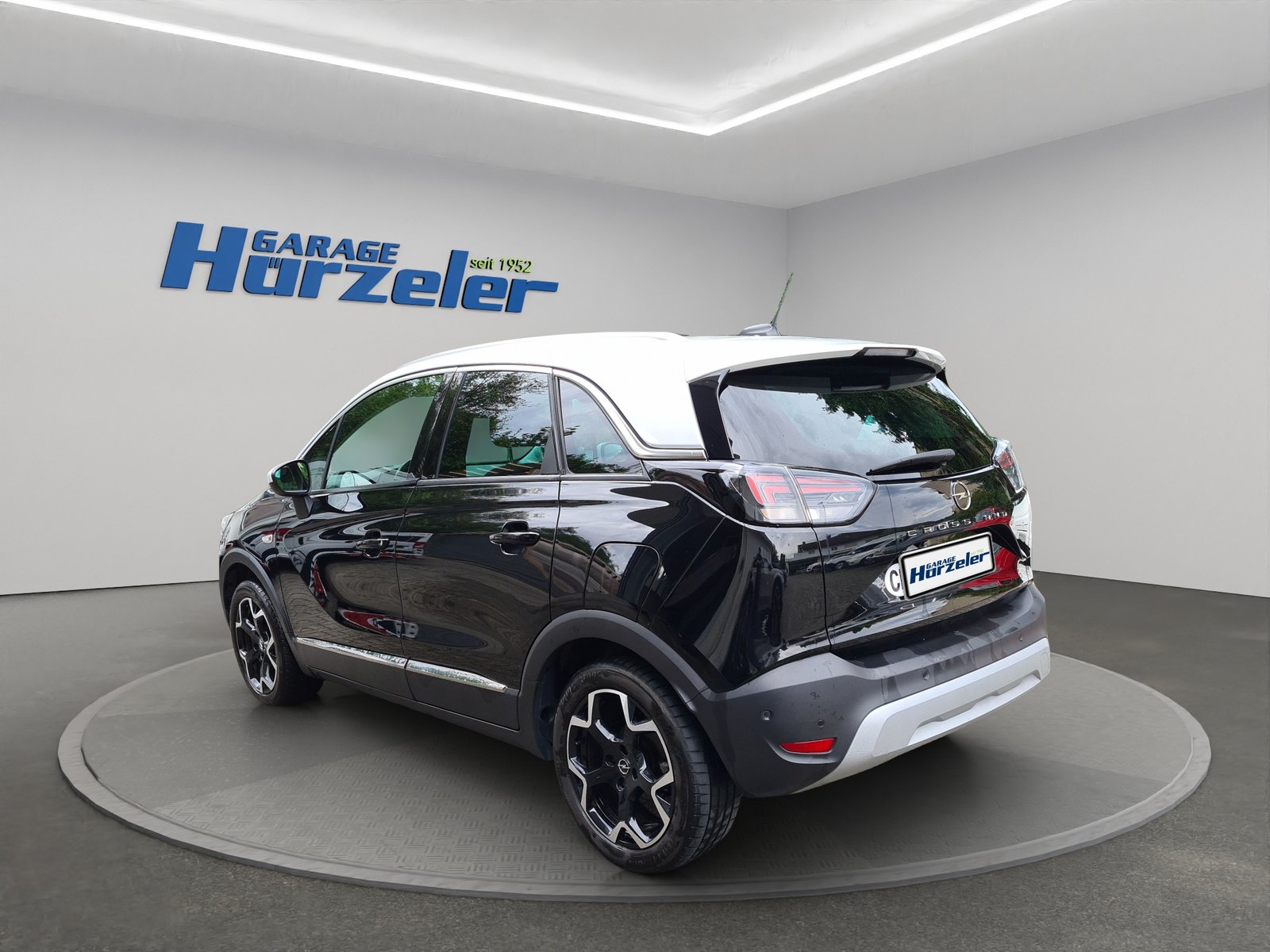 OPEL Crossland Geländewagen 1.2 T 130 Ultimate, Petrol, Second hand / Used, Automatic - 4
