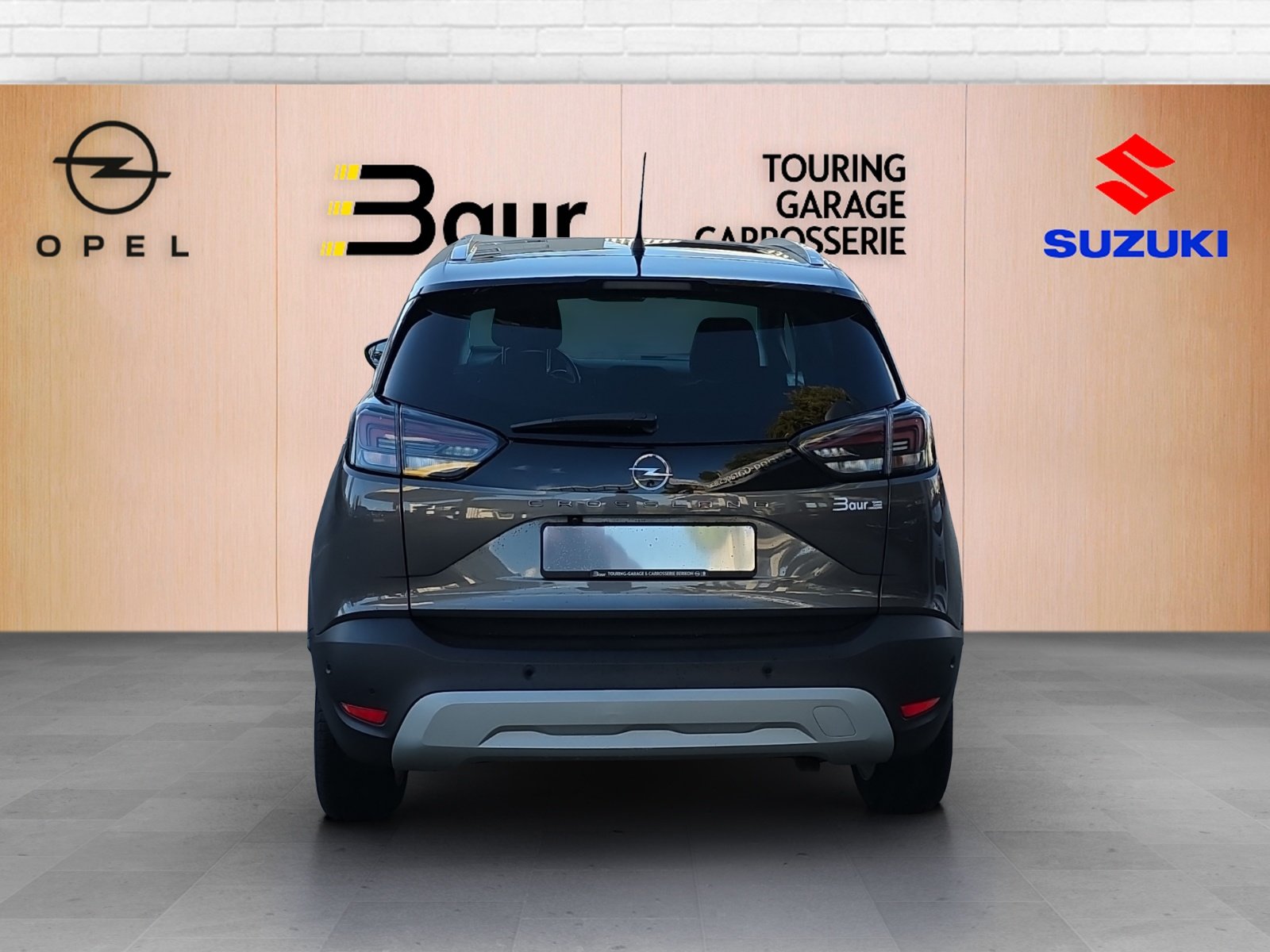 OPEL Crossland 1.2 T 130 Elegance B, Petrol, Second hand / Used, Automatic - 4