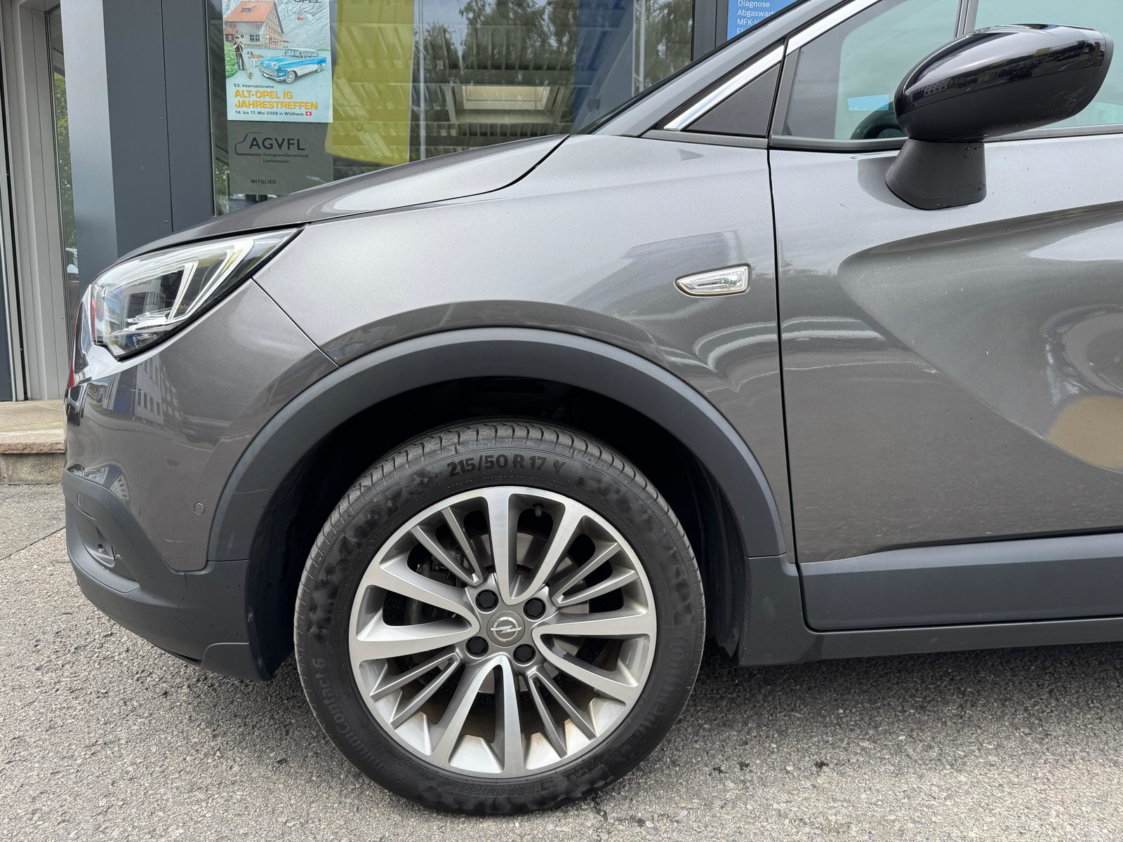 OPEL Crossland X Ultimate 1.2Turbo, Benzin, Occasion / Gebraucht, Automatik - 2